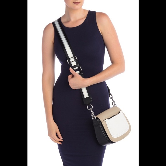 ⭐️SOLD⭐️Marc Jacobs Empire City Crossbody Bag $375 - Picture 2 of 8